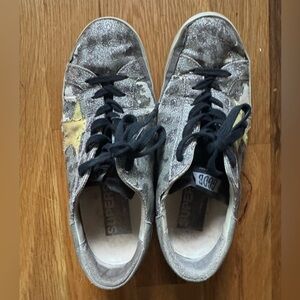 Golden Goose 7 Sneakers